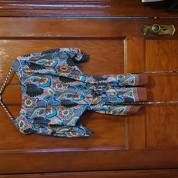 Flowy Sheer Top X-small - Picture 3 of 3